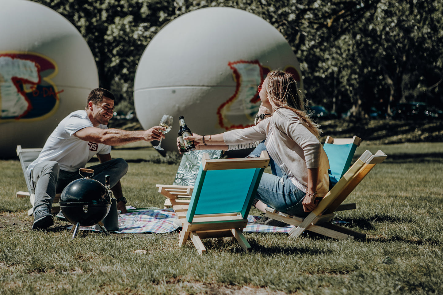 The Sdjool - der Jovele: Klappbarer Strandstuhl, Campingstuhl, Gartenstuhl, Liegestuhl aus Fichtenholz