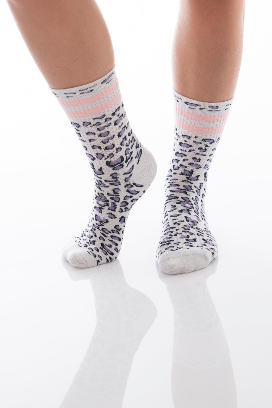 Socken im Leo Design