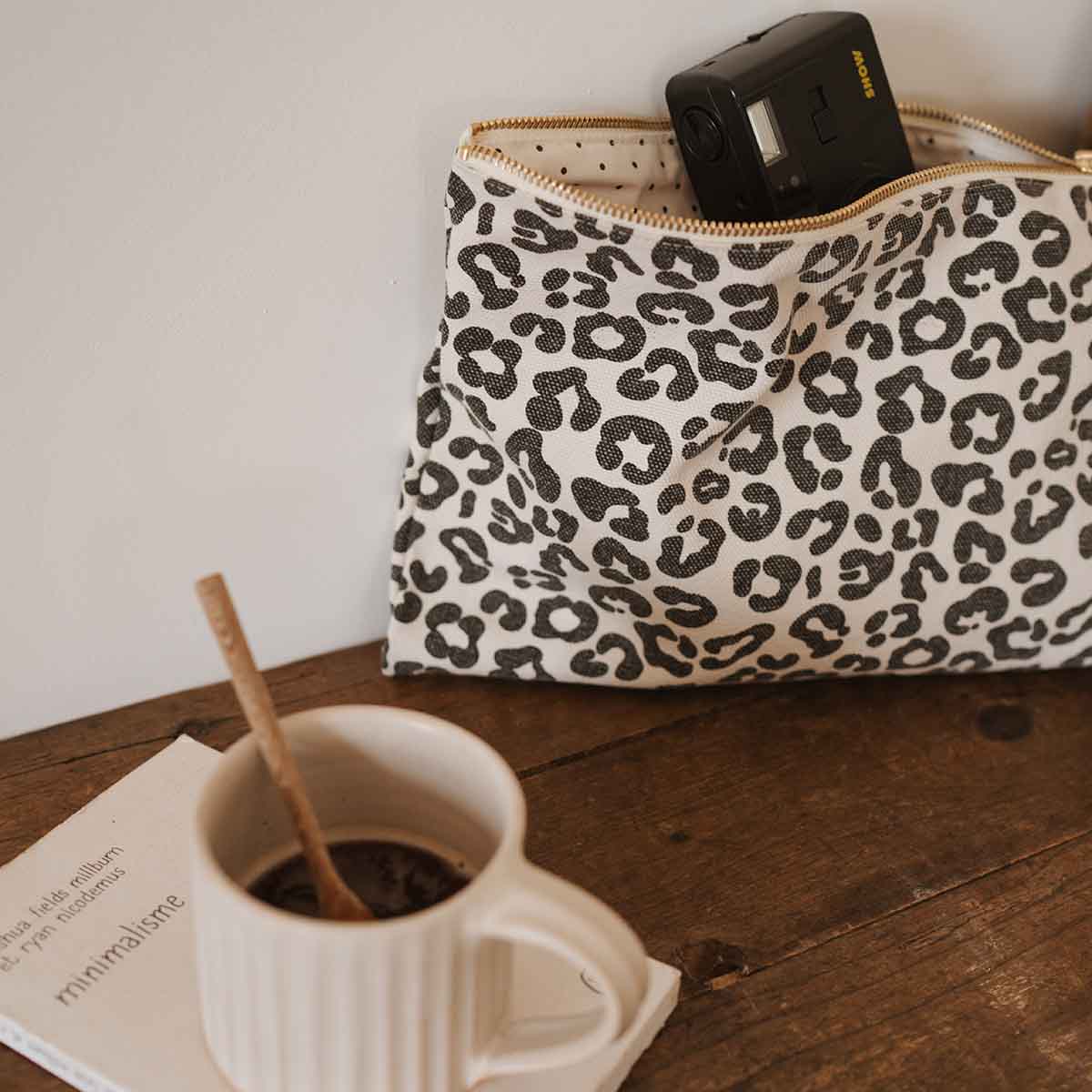 LILI Kosmetiktasche im Graou Leo-Design