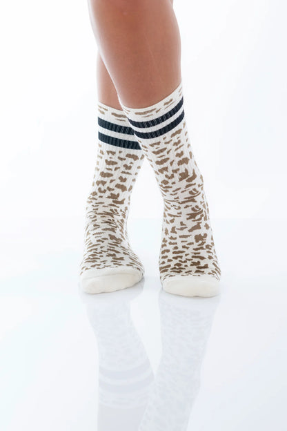 Socken im Leo Design